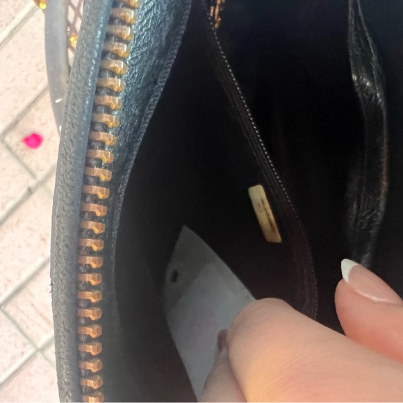 Authentic Chanel CC black lambskin quilted diagonal run lock flap camera bag - Picture 6 of 16